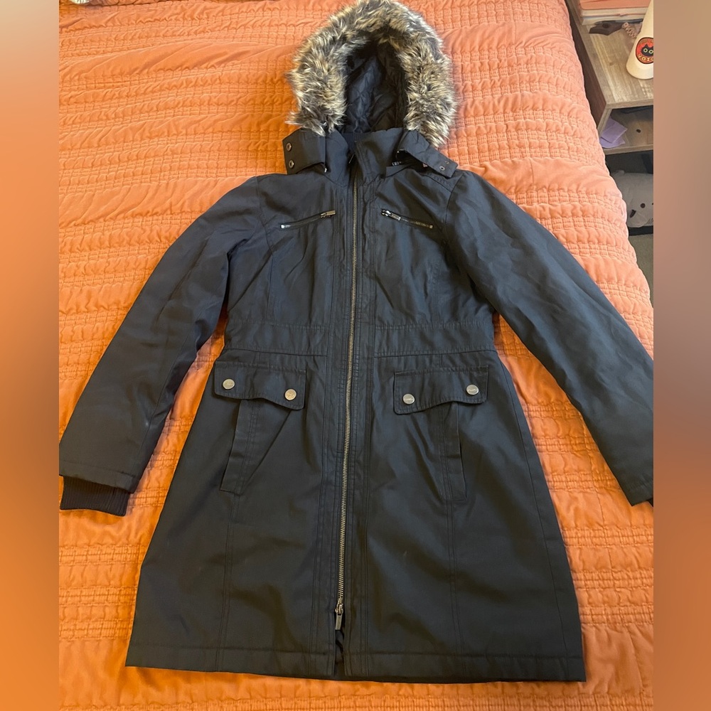 Kenneth Cole women's faux fur jacket | Size M